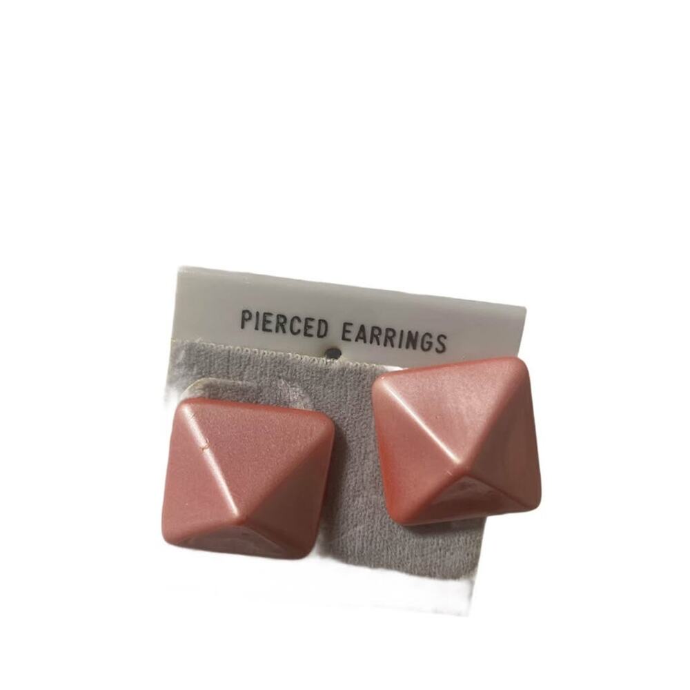 Vintage 80’s Pierced earrings deadstock/nwt frosty pink pyramids